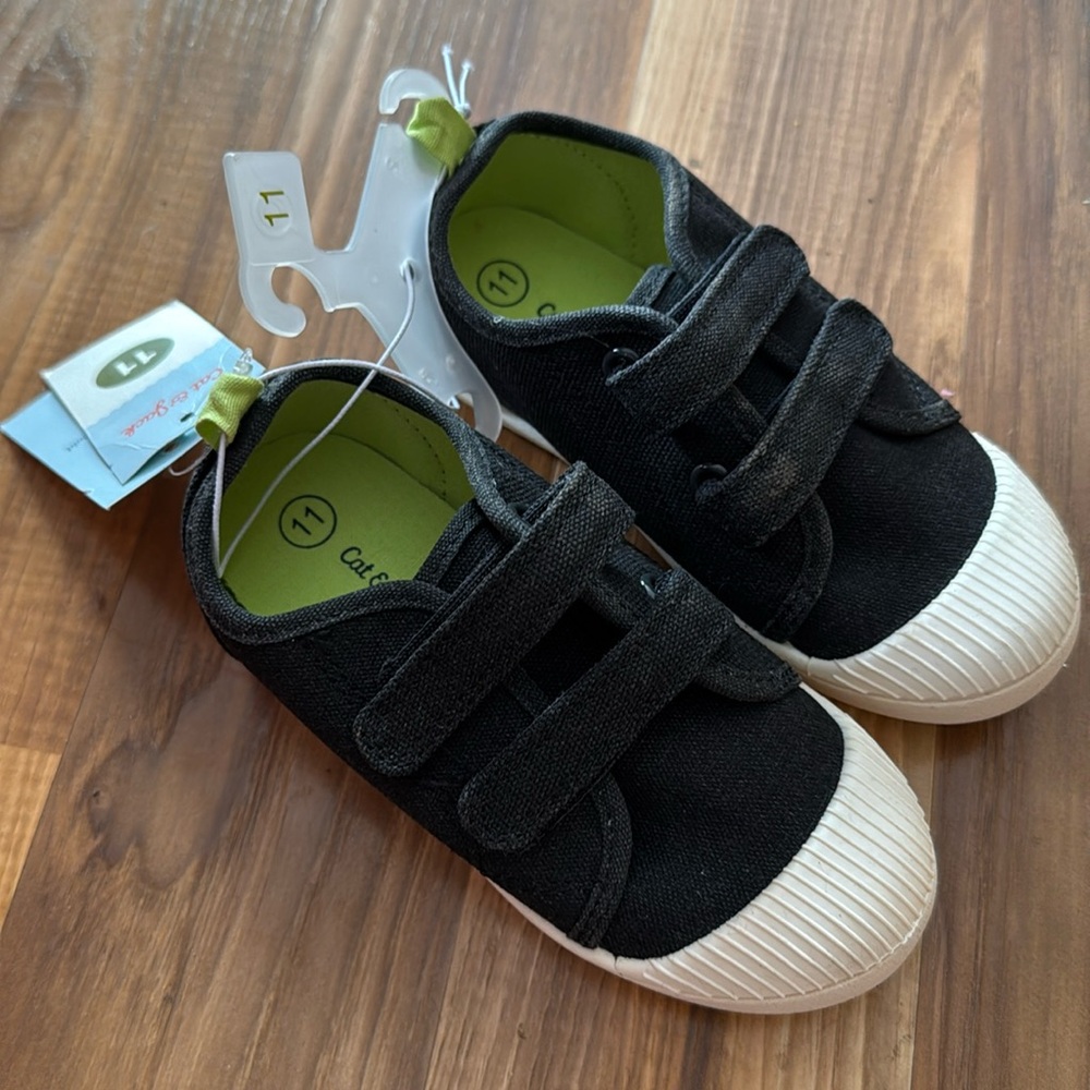 Boy 11 toddler big boy shoes black tennis shoes slip on new